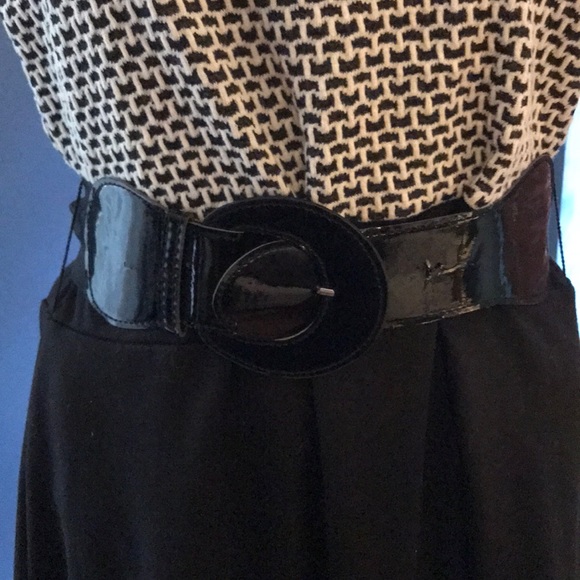 Soooo cute black dress with wide belt. - Picture 4 of 4